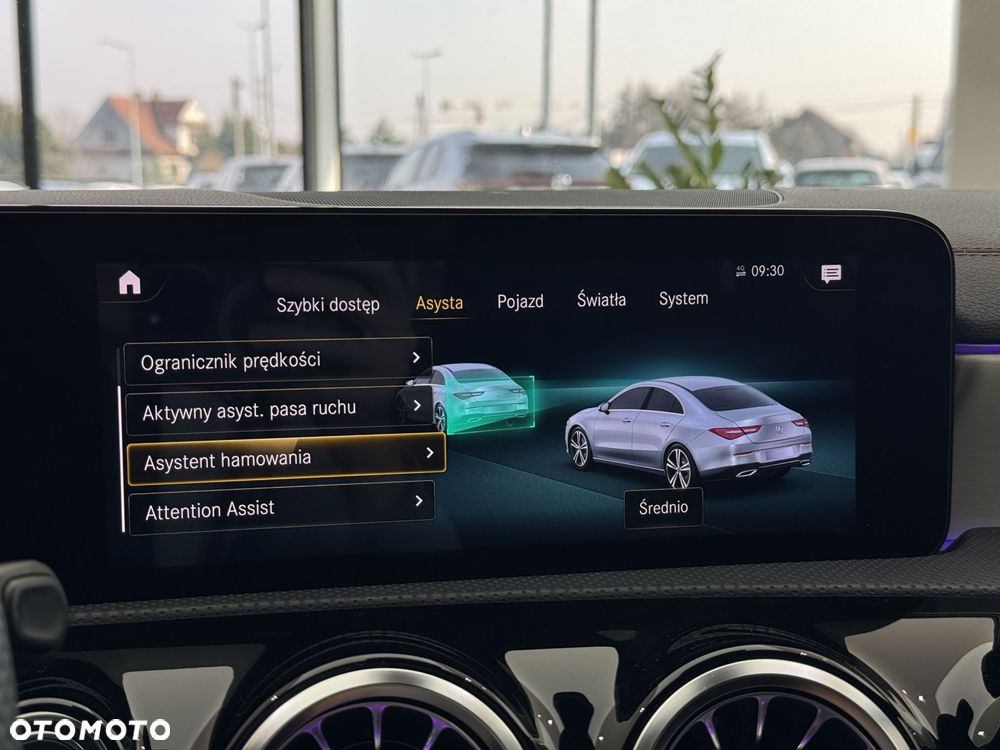 Mercedes-Benz CLA - 31