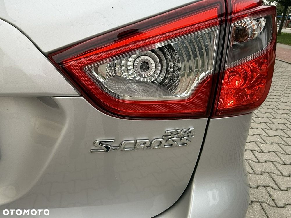 Suzuki SX4 S-Cross - 12