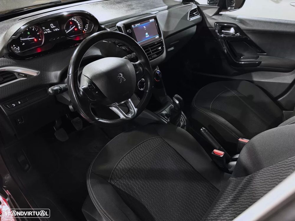 Peugeot 208 1.6 BlueHDi Style - 6