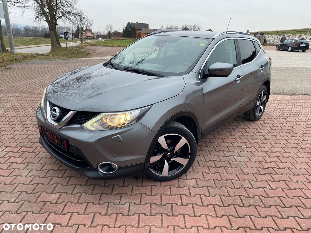 Nissan Qashqai 1.6 DIG-T 360 - 1