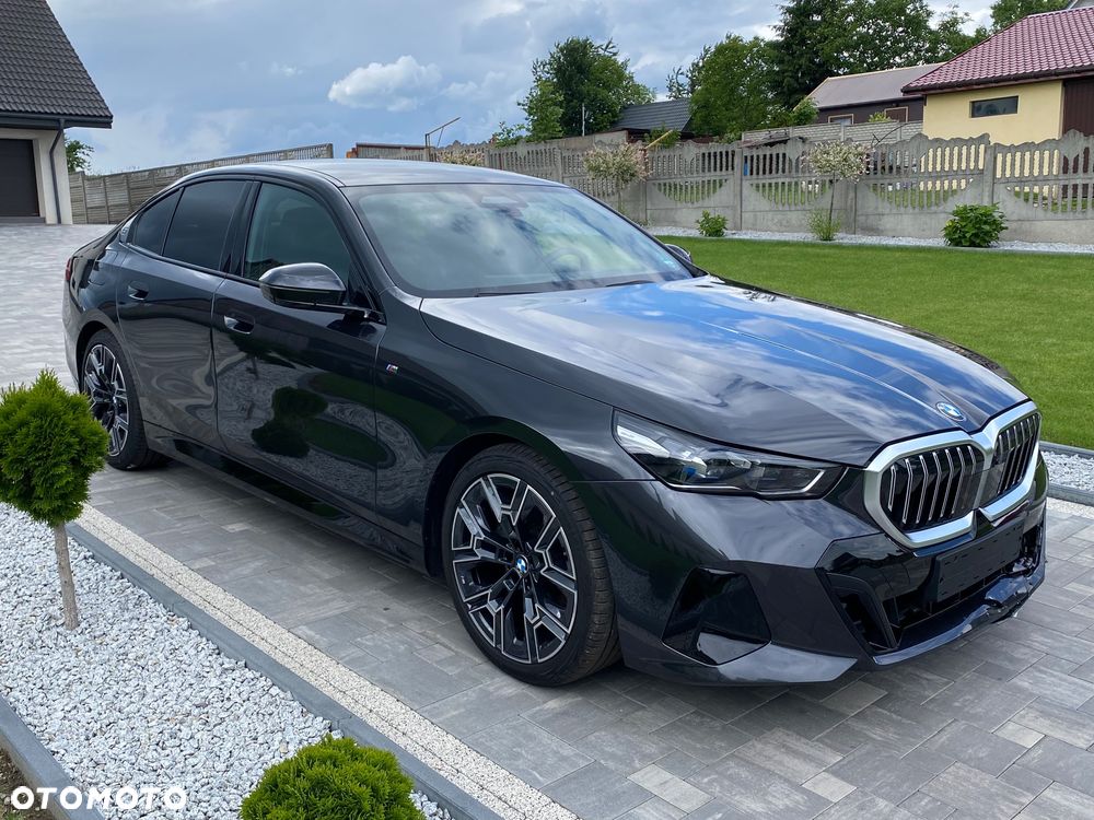 BMW Seria 5 520d xDrive - 9