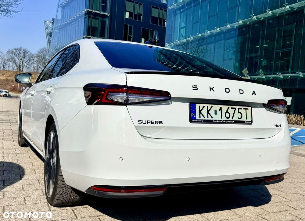 Skoda Superb 2.0 TDI SCR 4x4 Sportline DSG - 19