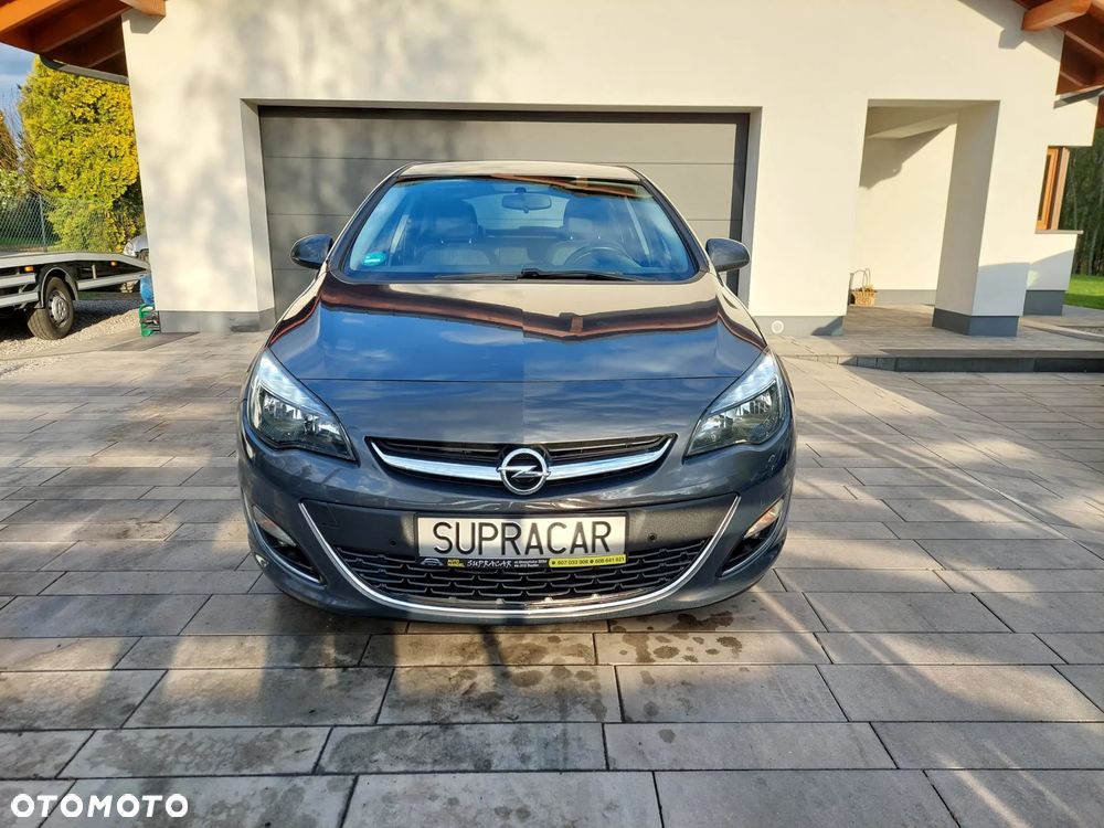 Opel Astra 1.4 Turbo Exklusiv - 8