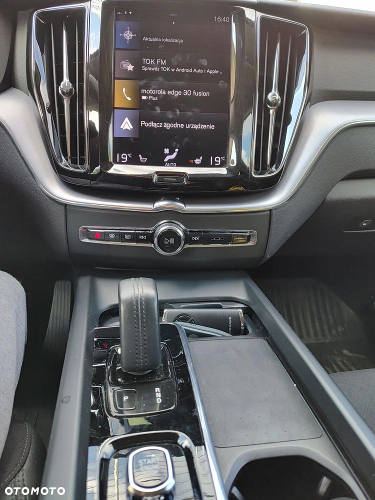 Volvo XC 60 B5 B AWD Momentum Pro - 10