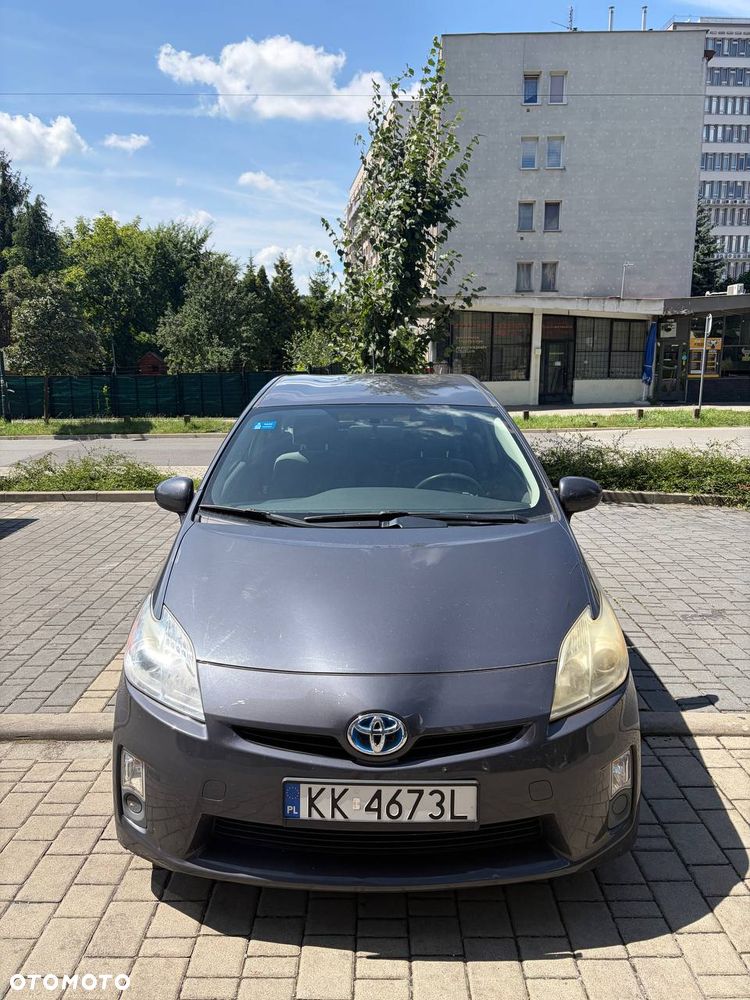 Toyota Prius - 2