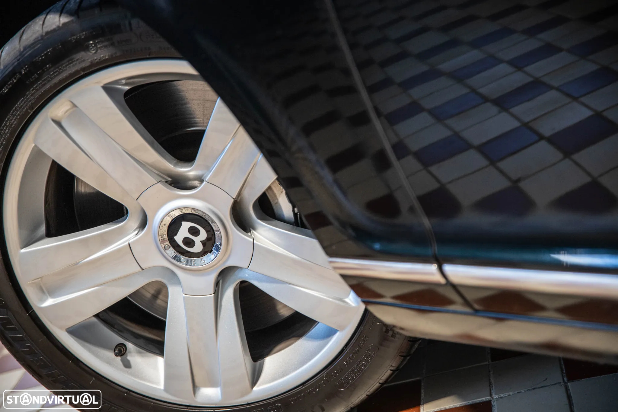 Bentley Continental GT - 11