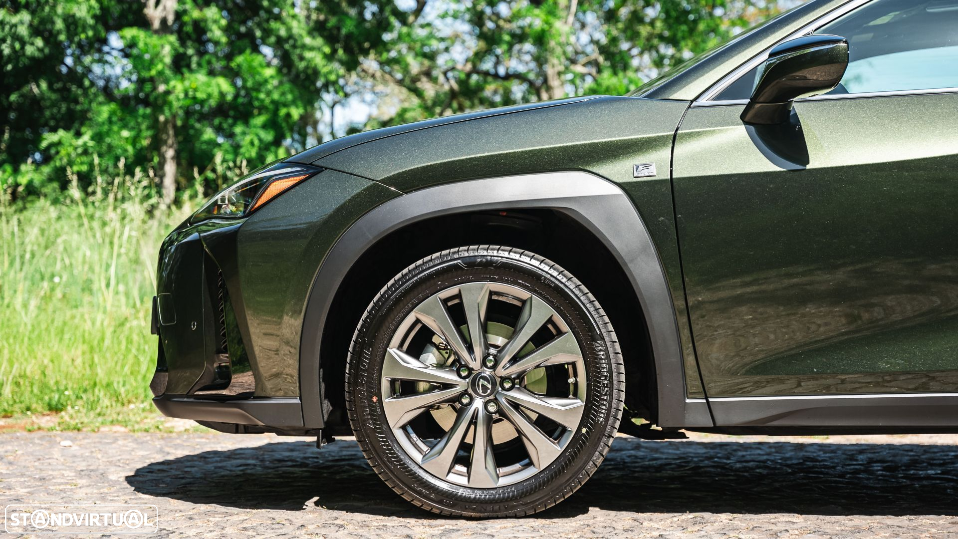 Lexus UX 250h Sport (Ecrã 12.3) - 9