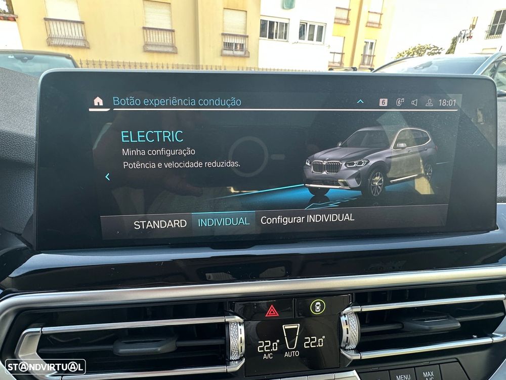 BMW X3 30 e xDrive Line Luxury - 27