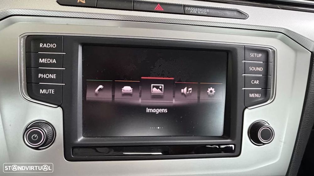Volkswagen Passat Variant 1.6 TDI Confortline — fotografia 25
