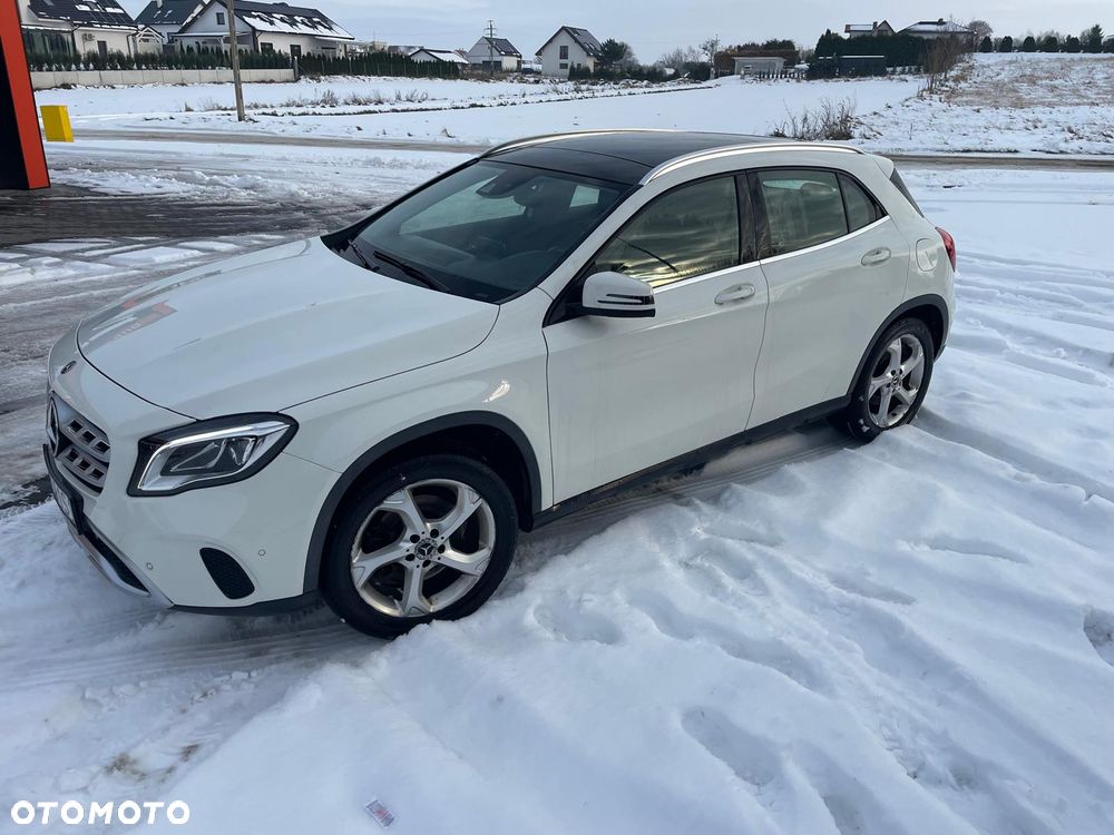 Mercedes-Benz GLA 220 4-Matic - 12