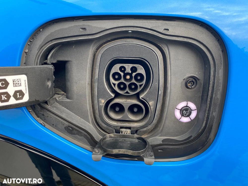 Ford Mustang Mach-E AWD 276 kW Premium - 19