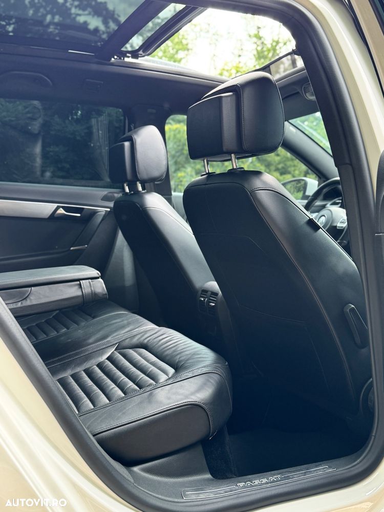 Volkswagen Passat Variant 2.0 TDI BlueMotion Technology R-Line - 8