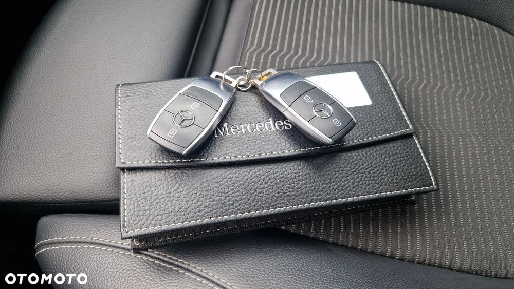 Mercedes-Benz Klasa A 180 d 7G-DCT AMG Line - 20