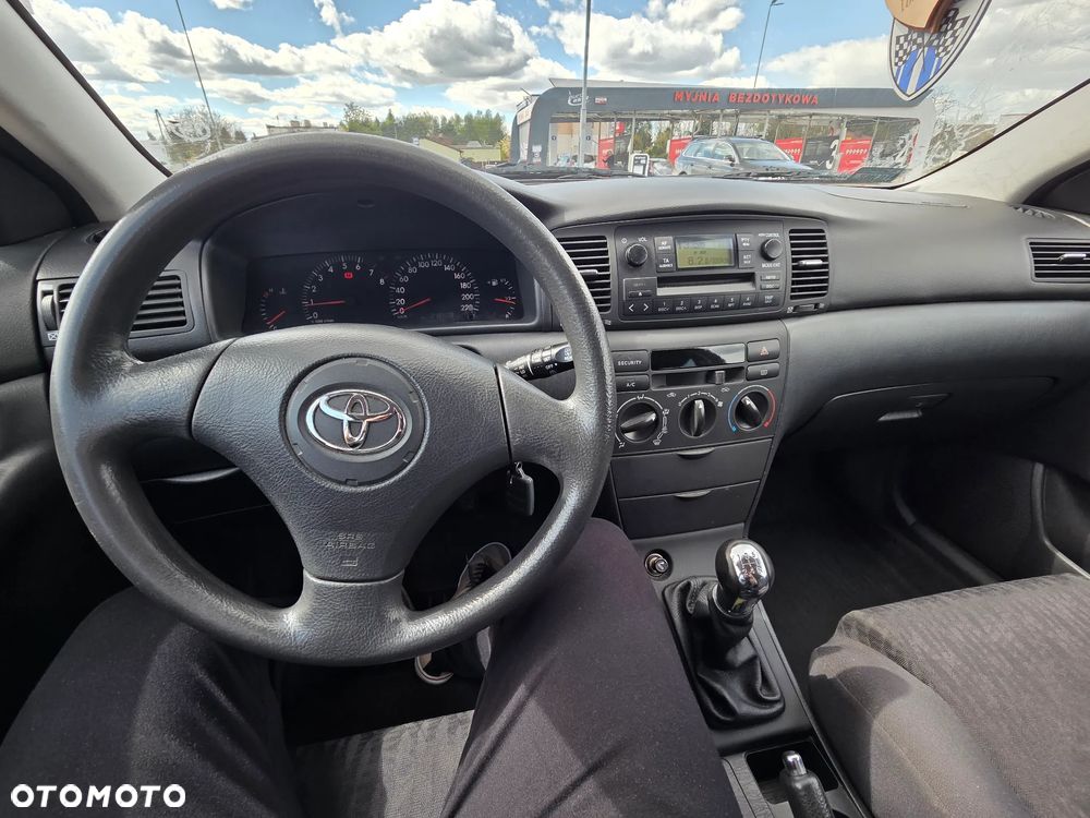 Toyota Corolla ver-1-4-vvt--i-terra - 7