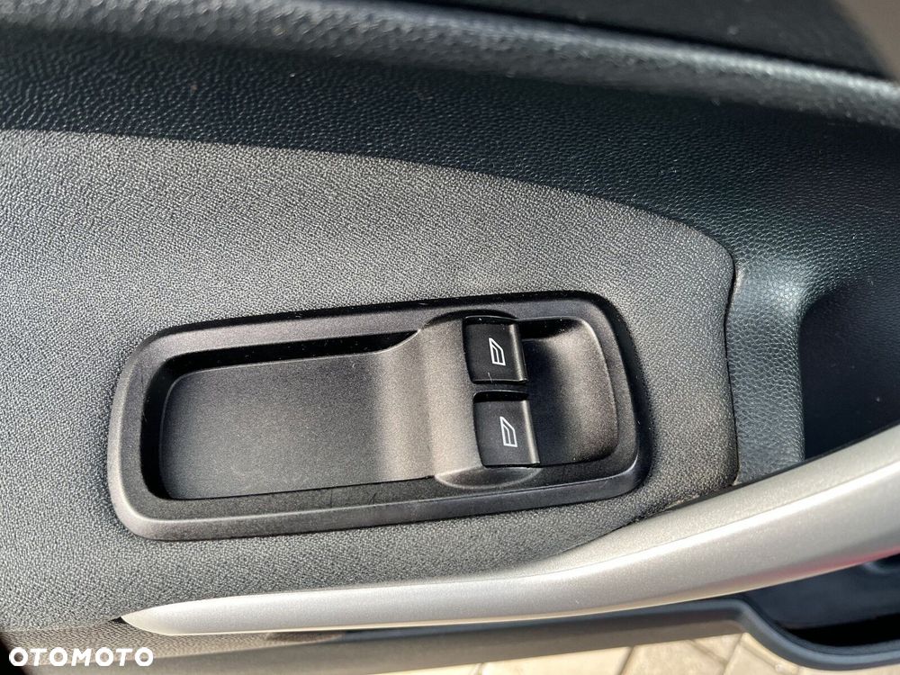 Ford Fiesta 1.25 Trend SVP - 11