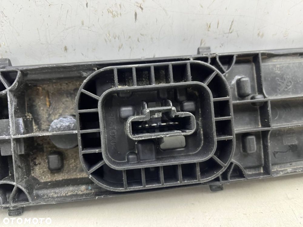 Wkład lampy Citroen Berlingo Partner Proace City Combo E 18r- prawa lewa tylna listwa oprawa żarówek - 10