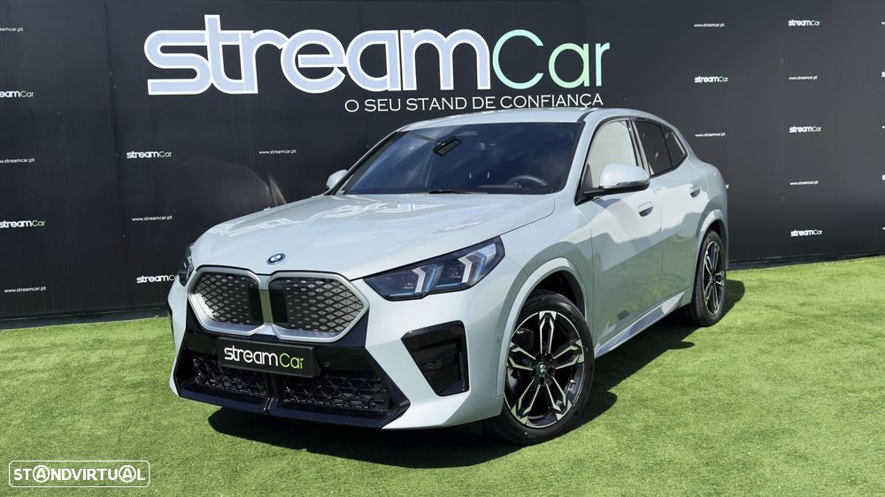 BMW iX2 eDrive20 Pack Desportivo M Pro - 2