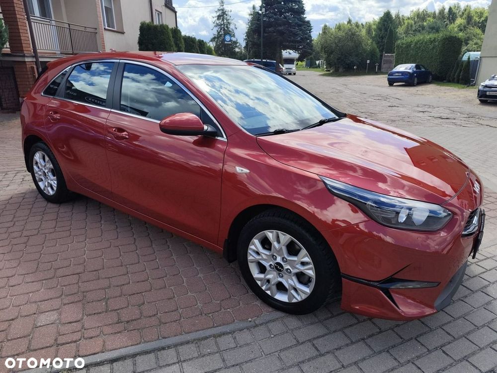 Kia Ceed - 16