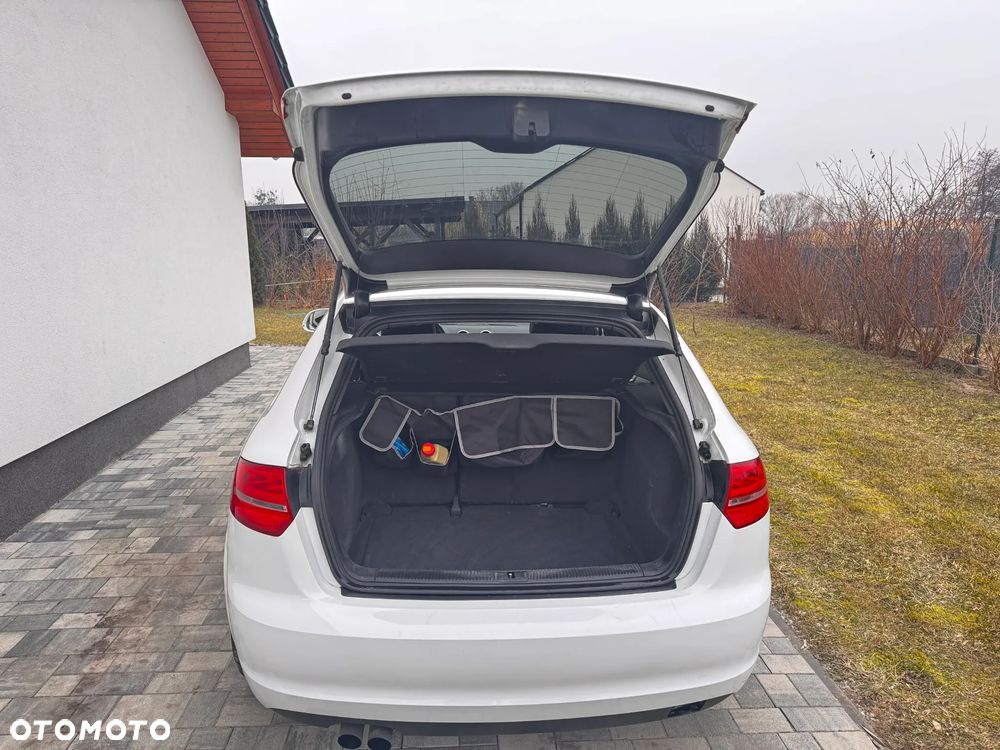 Audi A3 Sportback 2.0 TDI DPF Prime Line - 4