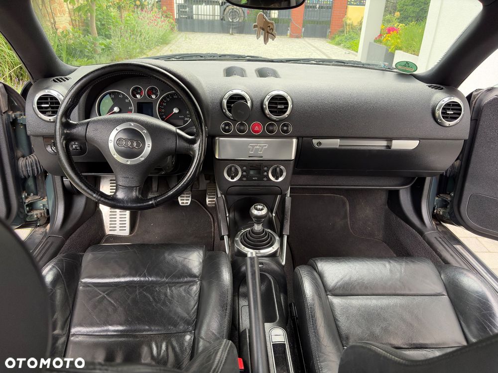 Audi TT Coupé 1.8T - 12