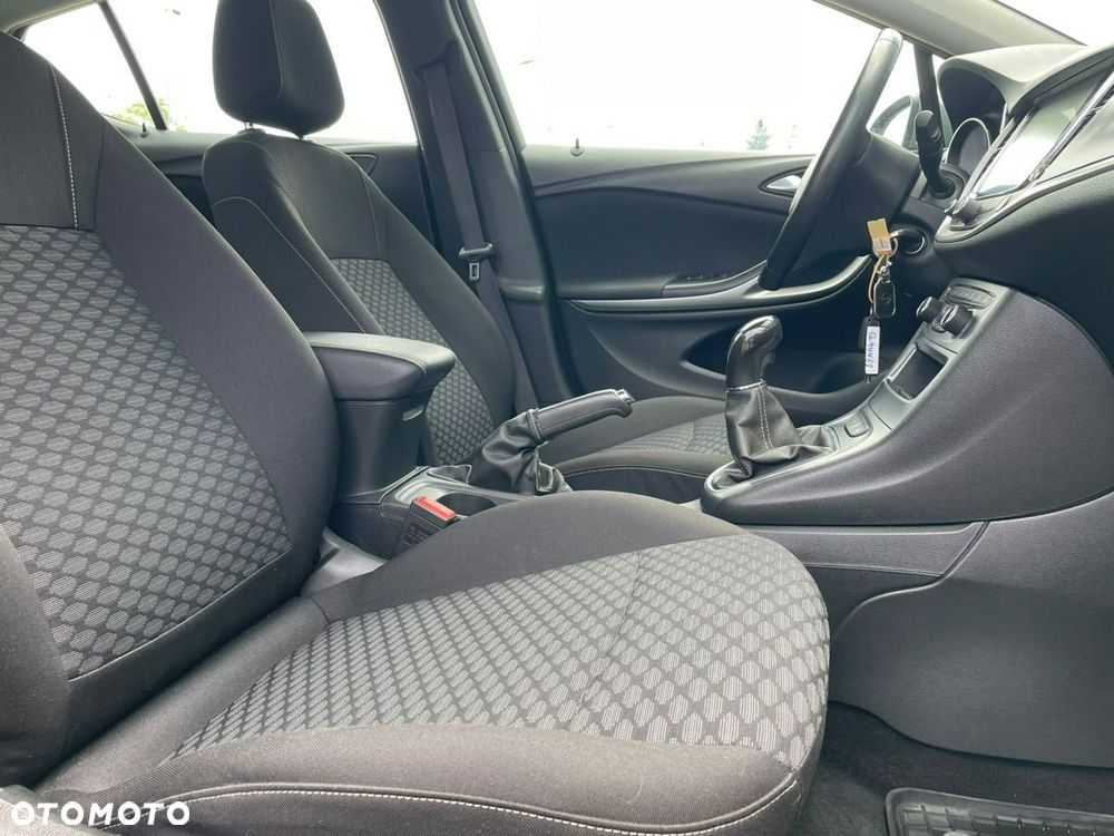 Opel Astra 1.4 T Enjoy - 16