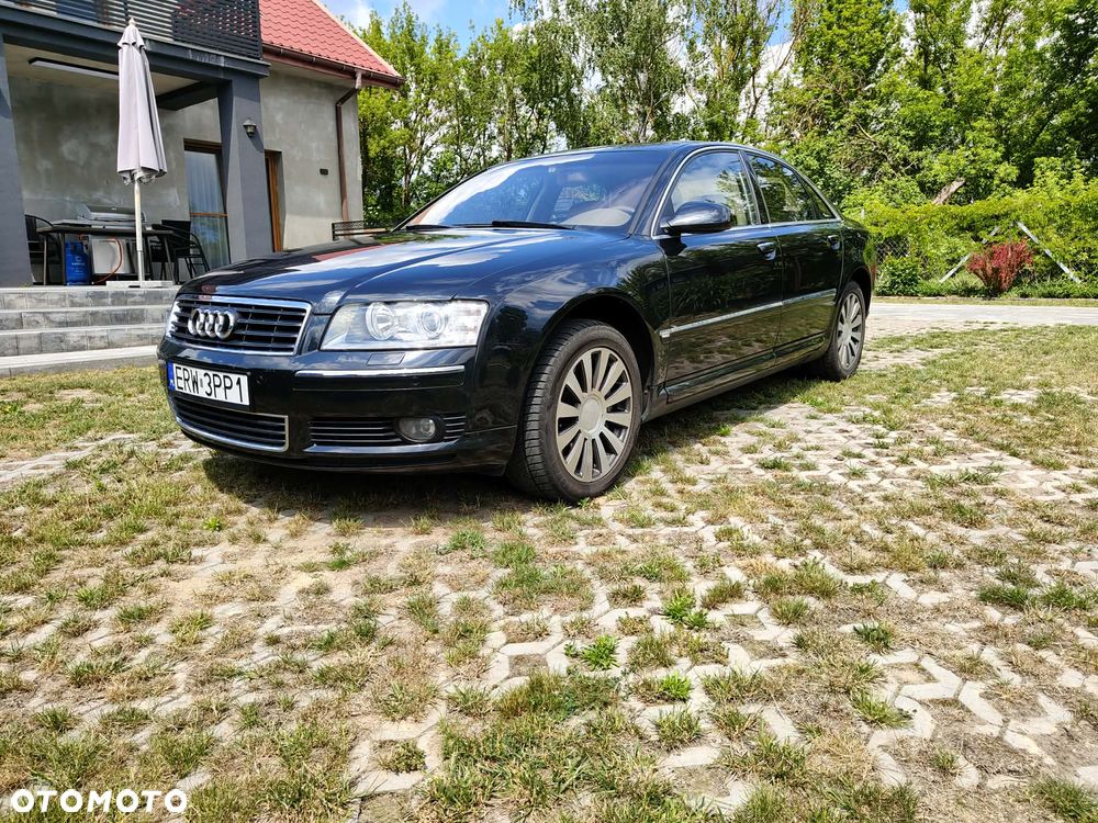 Audi A8 4.2 Quattro Langversion - 1