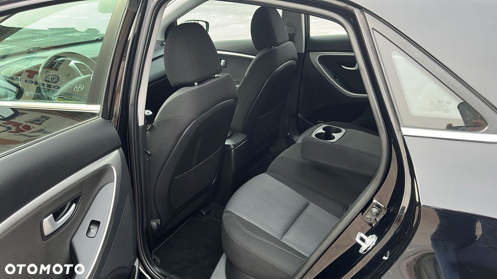 Hyundai i30 blue 1.6 GDI Style - 15