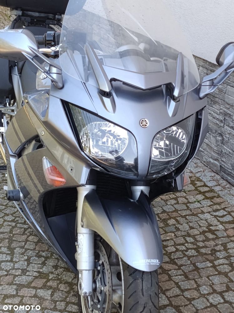 Yamaha FJR - 7