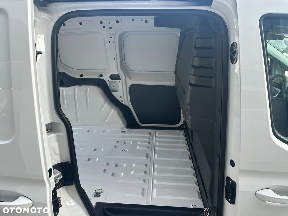 Volkswagen Caddy Cargo - 12