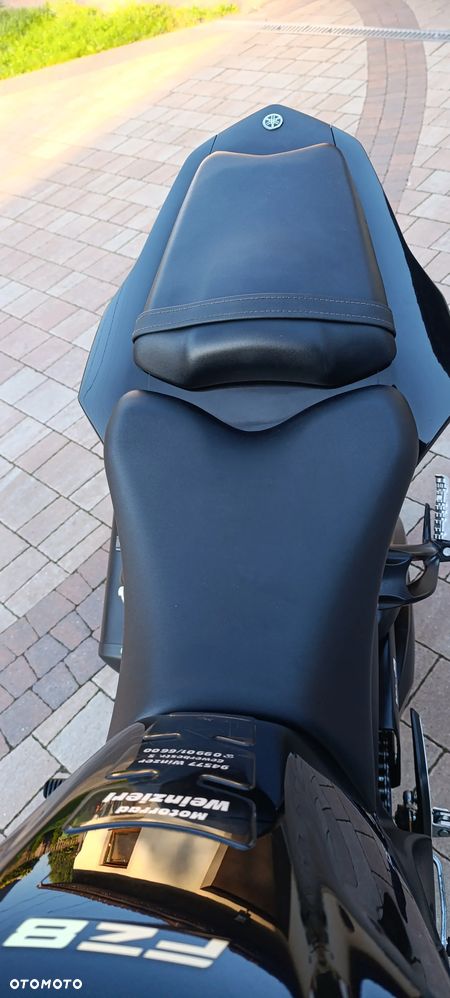 Yamaha FZ8 - 11