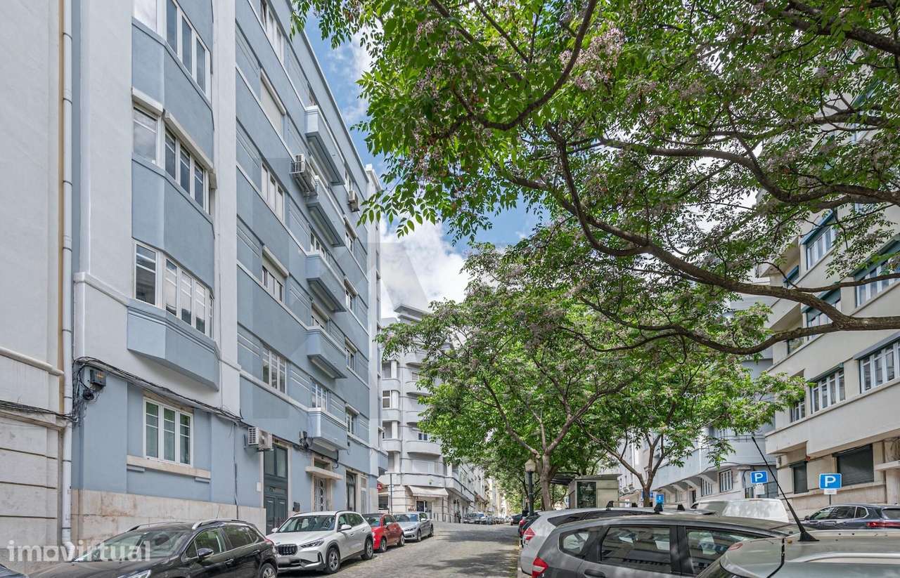 T3 na Rua Rodrigo da Fonseca com pátio: O prestígio de um morada. - Grande imagem: 5/34