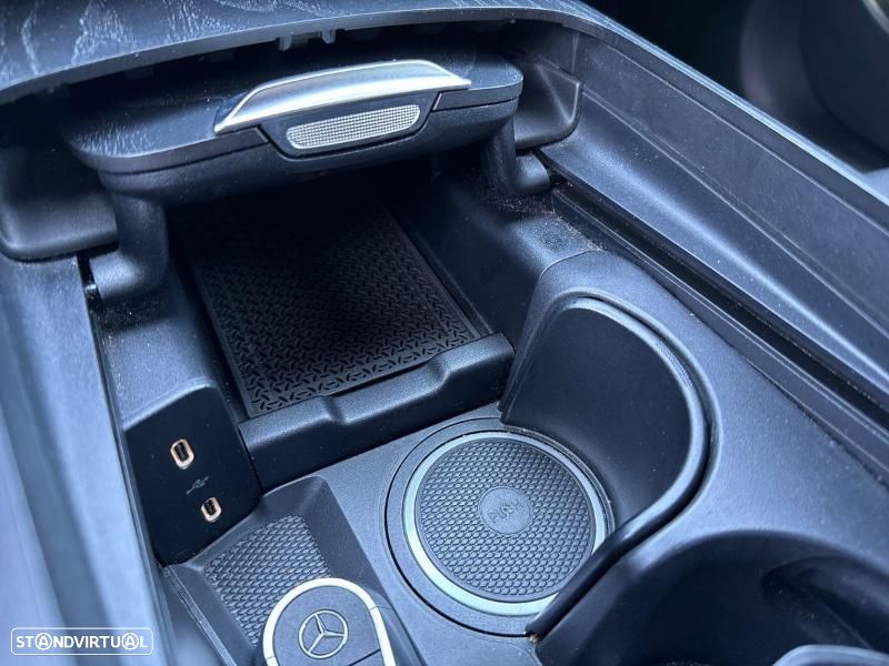 Mercedes-Benz E 220 - 21