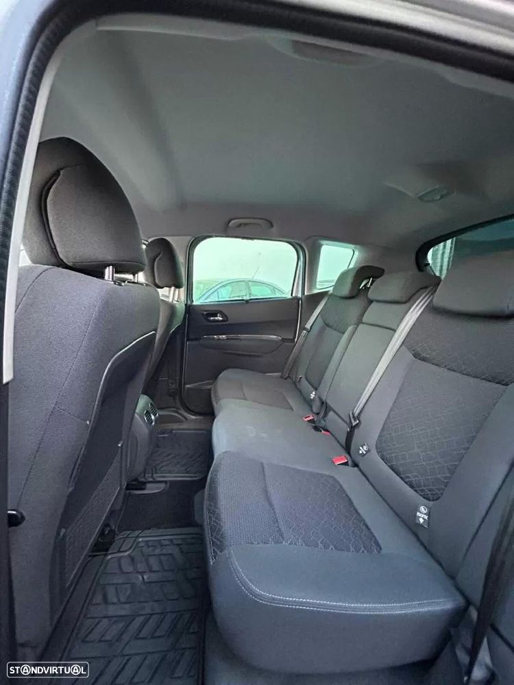 Peugeot 3008 1.6 HDi Allure - 17