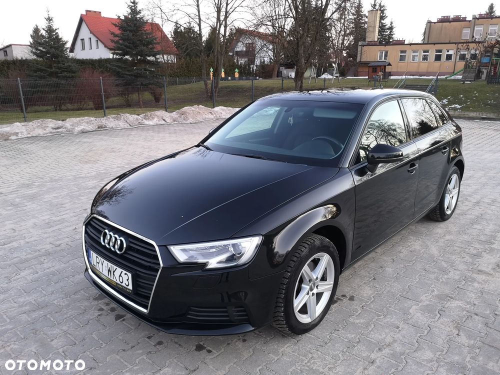 Audi A3 Sportback 1.6 TDI S tronic sport - 32