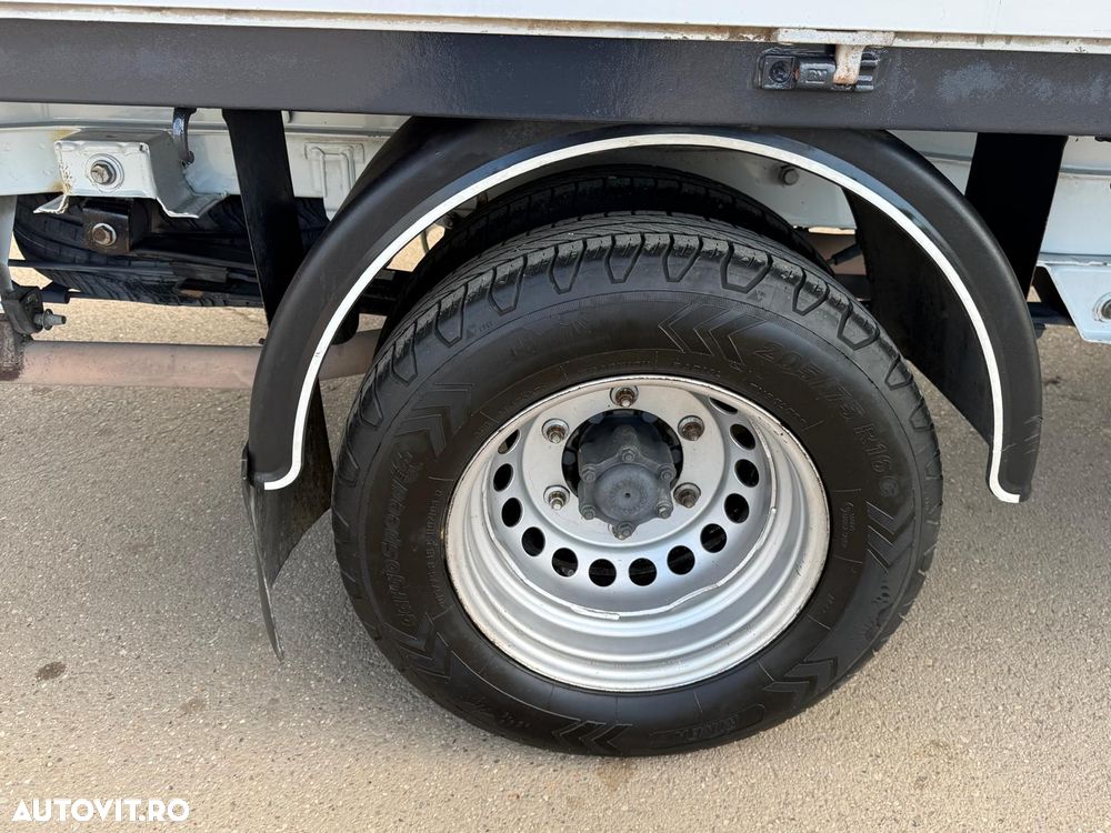 Mercedes-Benz Sprinter - 27