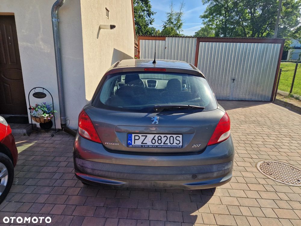 Peugeot 207 - 2