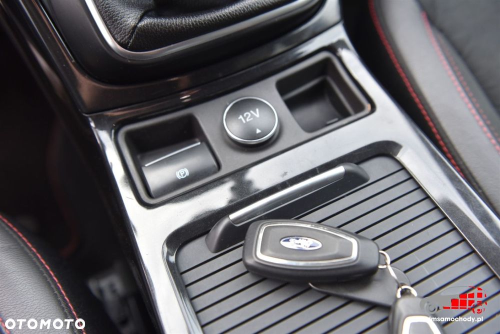 Ford Kuga - 26