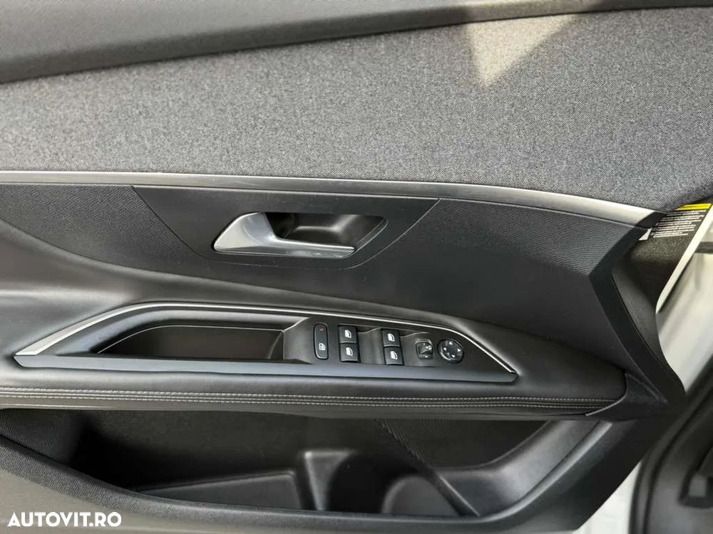 Peugeot 3008 1.2 PureTech 130 BVM6 Allure Pack - 15