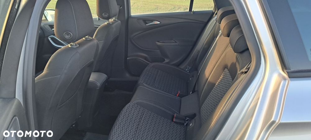 Opel Astra 1.6 D Start/Stop Business - 17