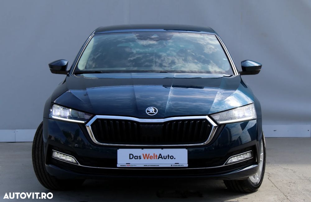 Skoda Octavia 2.0 TDI STYLE DSG - 3