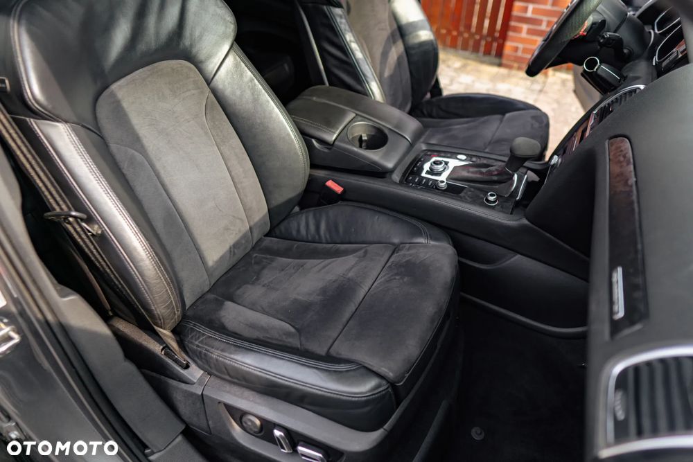 Audi Q7 3.0 TDI DPF clean diesel Quattro Tiptronic - 15