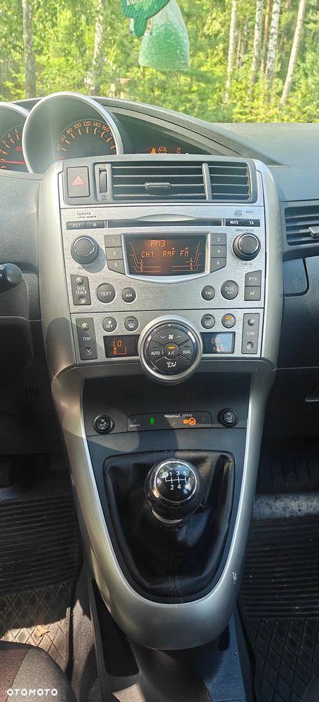 Toyota Verso 1.8 Premium EU5 - 27