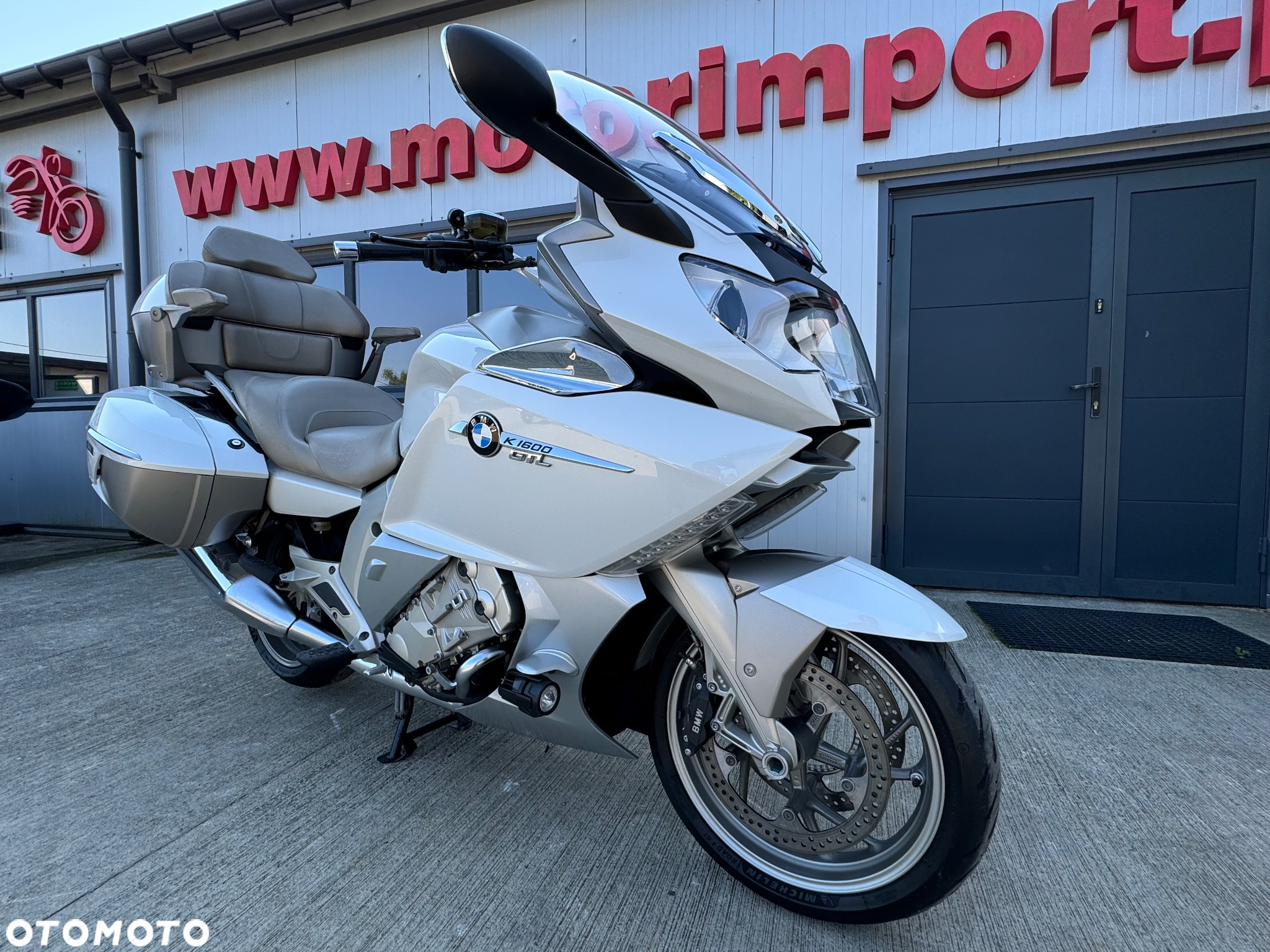 BMW K - 8