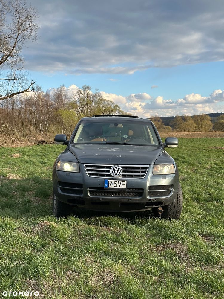 Volkswagen Touareg - 2