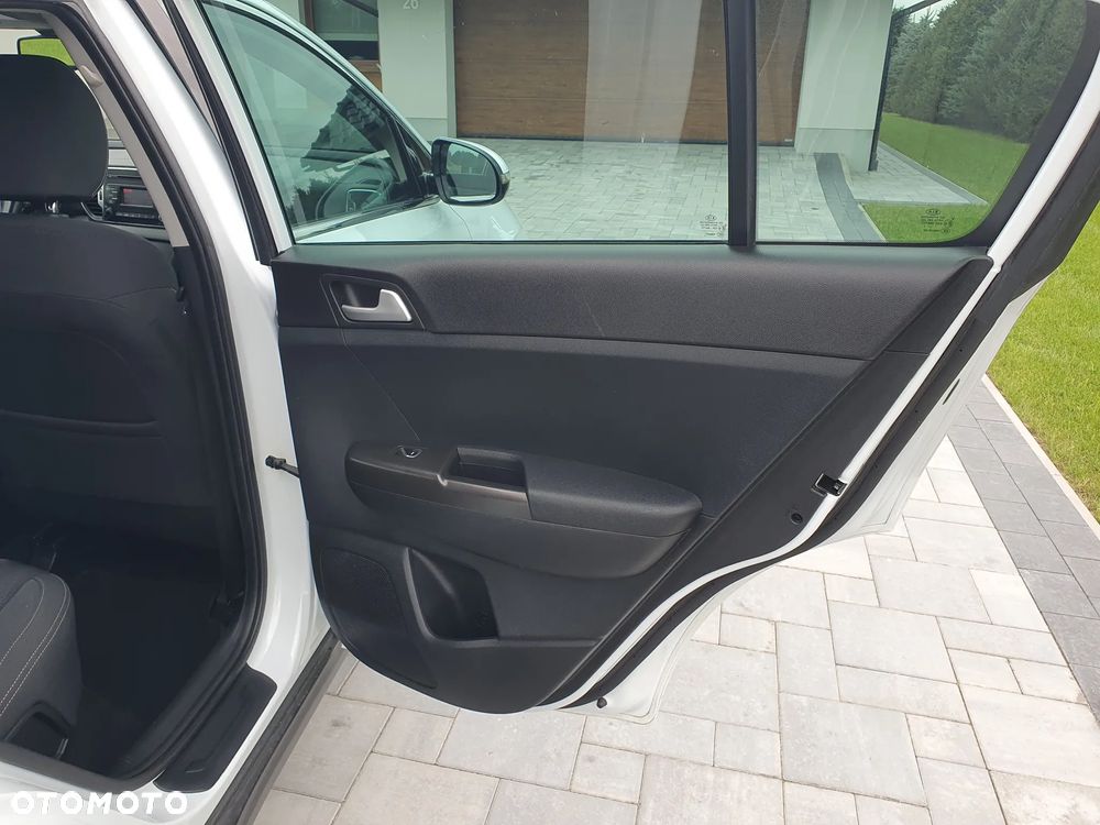 Kia Sportage 1.6 GDI L 2WD - 19