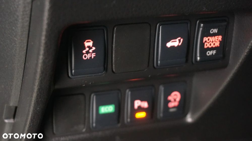 Nissan X-Trail 1.6 DCi Tekna 2WD Xtronic - 28