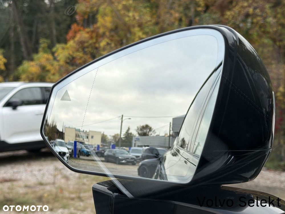 Volvo EX90 - 37