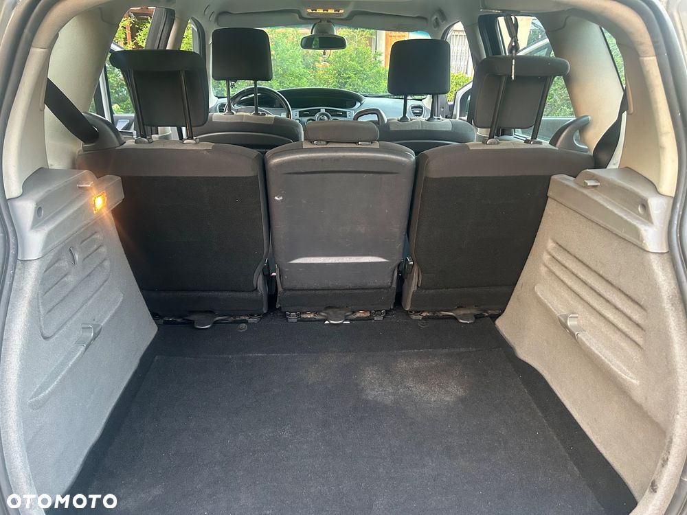 Renault Scenic 1.9 dCi Exception - 4