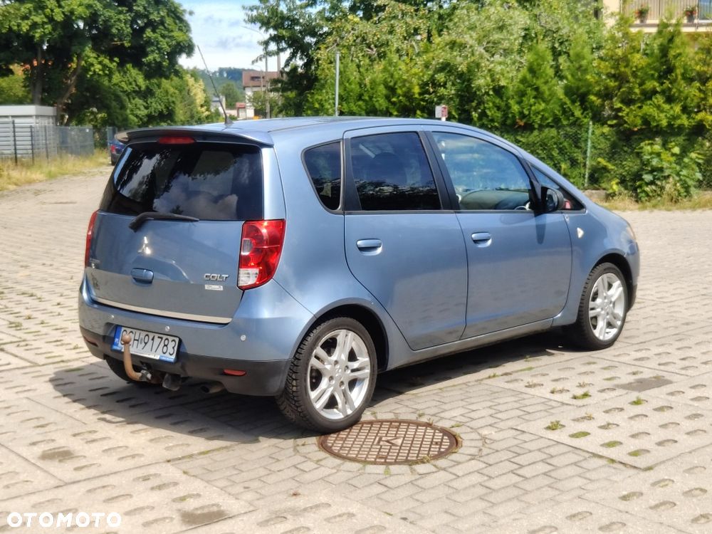 Mitsubishi Colt - 6