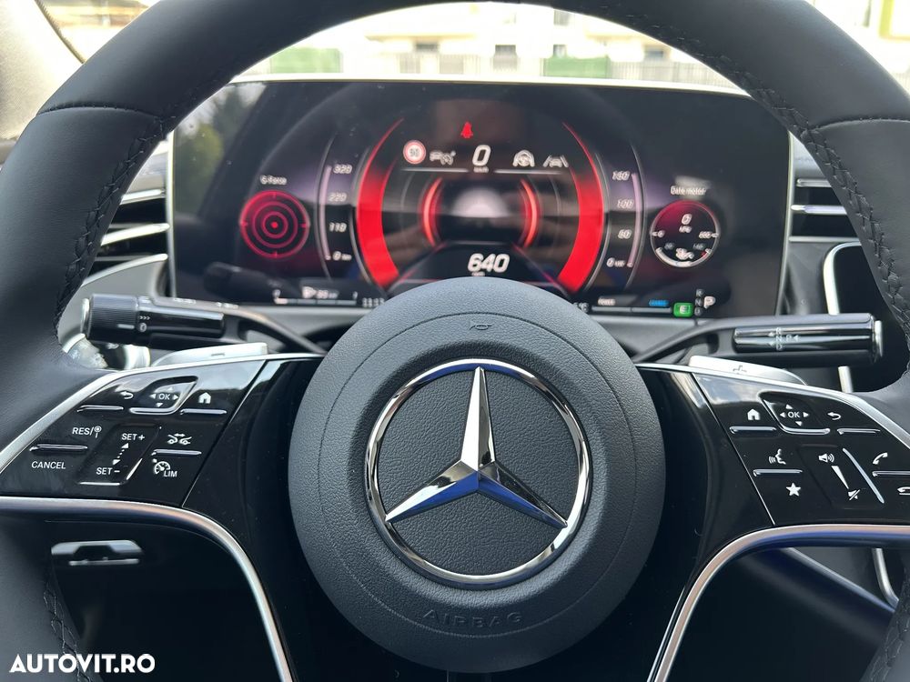 Mercedes-Benz E 200 4MATIC MHEV - 22